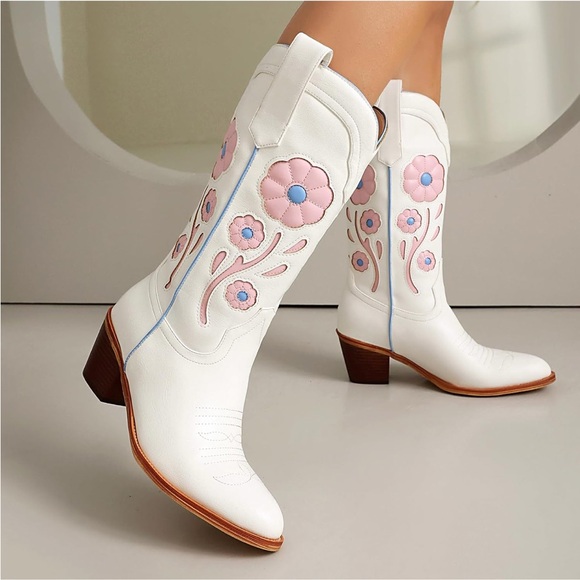 NWT-White and Pink Floral Heeled Boots - Picture 3 of 5